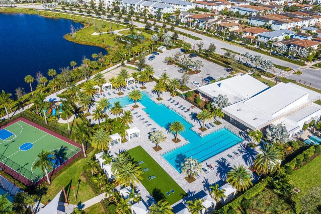 7115 Edison Place, Palm Beach Gardens, FL 33418 Photo