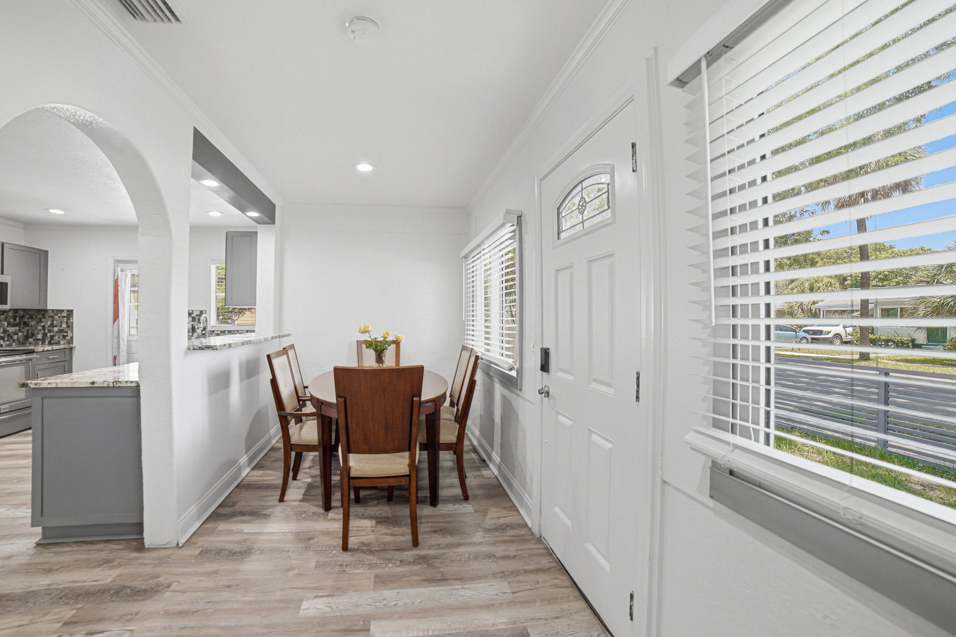 422 49th Street, West Palm Beach, FL 33407 Photo