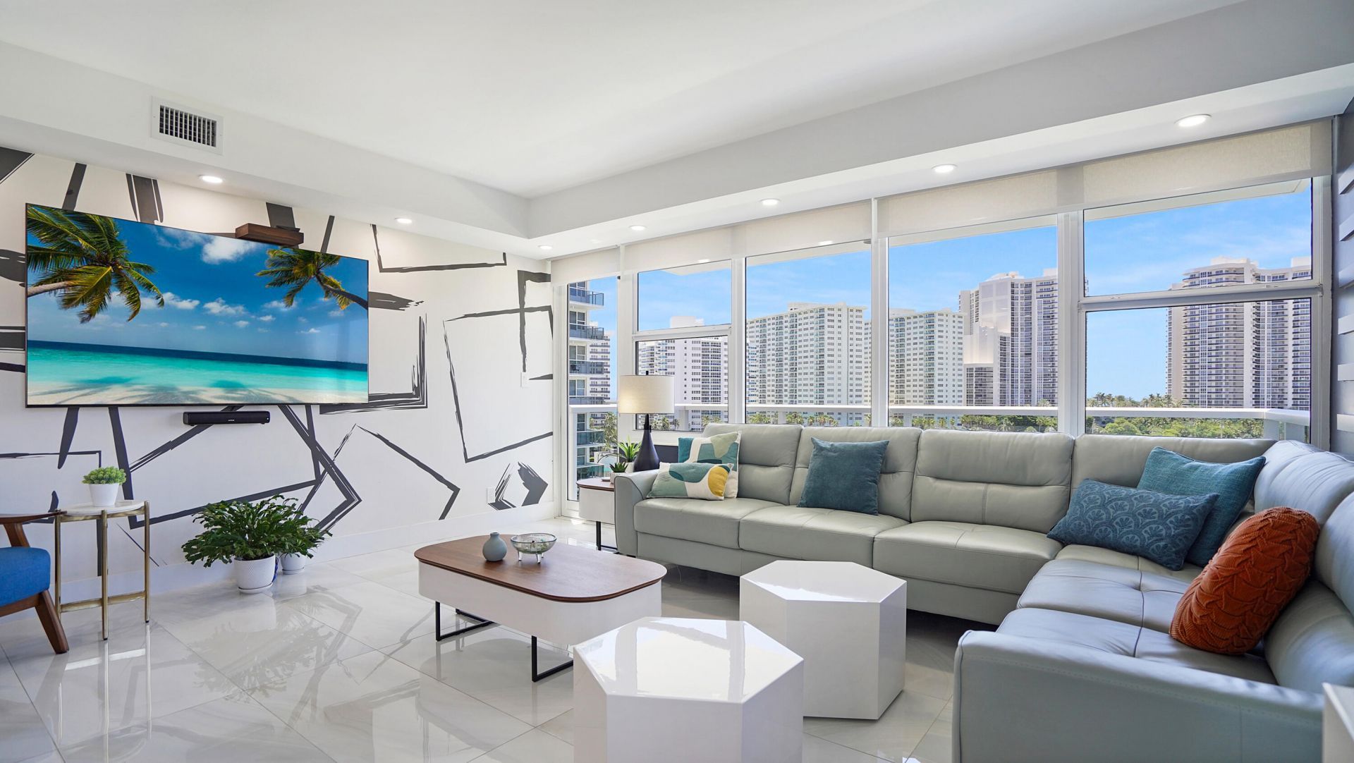 3300 NE 36th Street, Unit 822, Fort Lauderdale, FL 33308 Photo