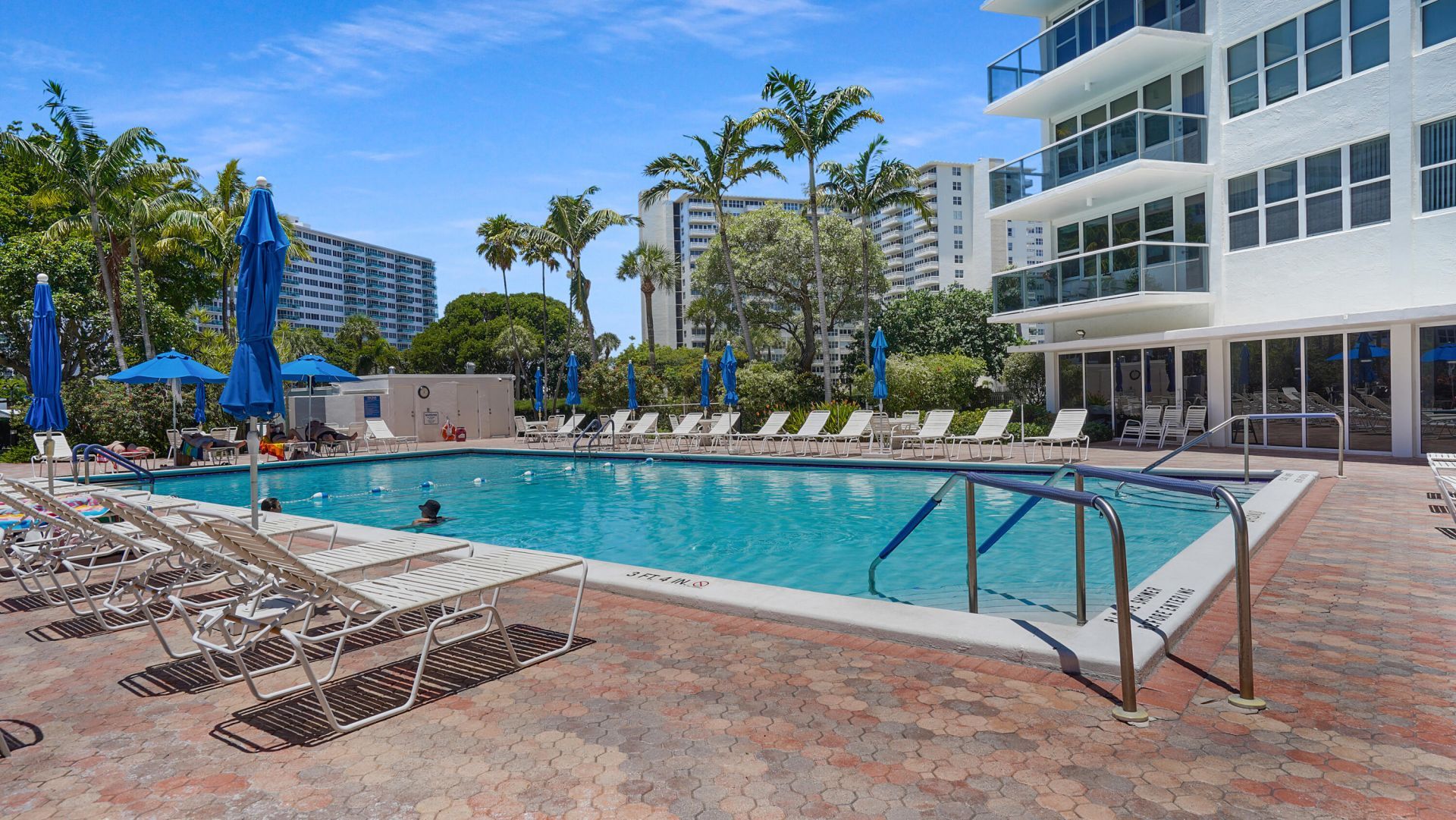 3300 NE 36th Street, Unit 822, Fort Lauderdale, FL 33308 Photo