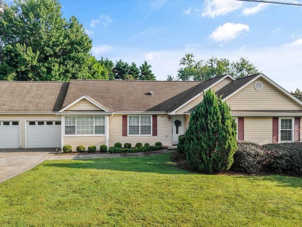 10605 Rivermist Lane, Knoxville, TN 37922