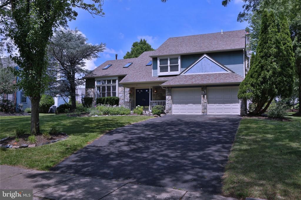5 ZINNIA DRIVE, NEWTOWN, PA 18940