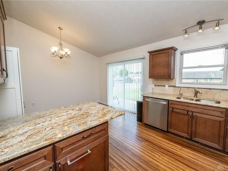 129 Honeysuckle Way, Eaton, OH 45320 Photo 30