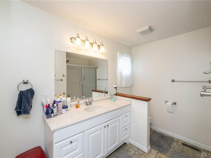 129 Honeysuckle Way, Eaton, OH 45320 Photo 37