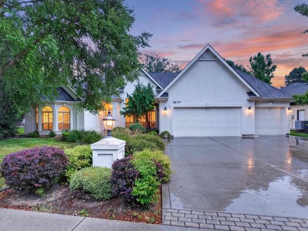 1670 S Willow Lake Way, Eagle, ID 83616