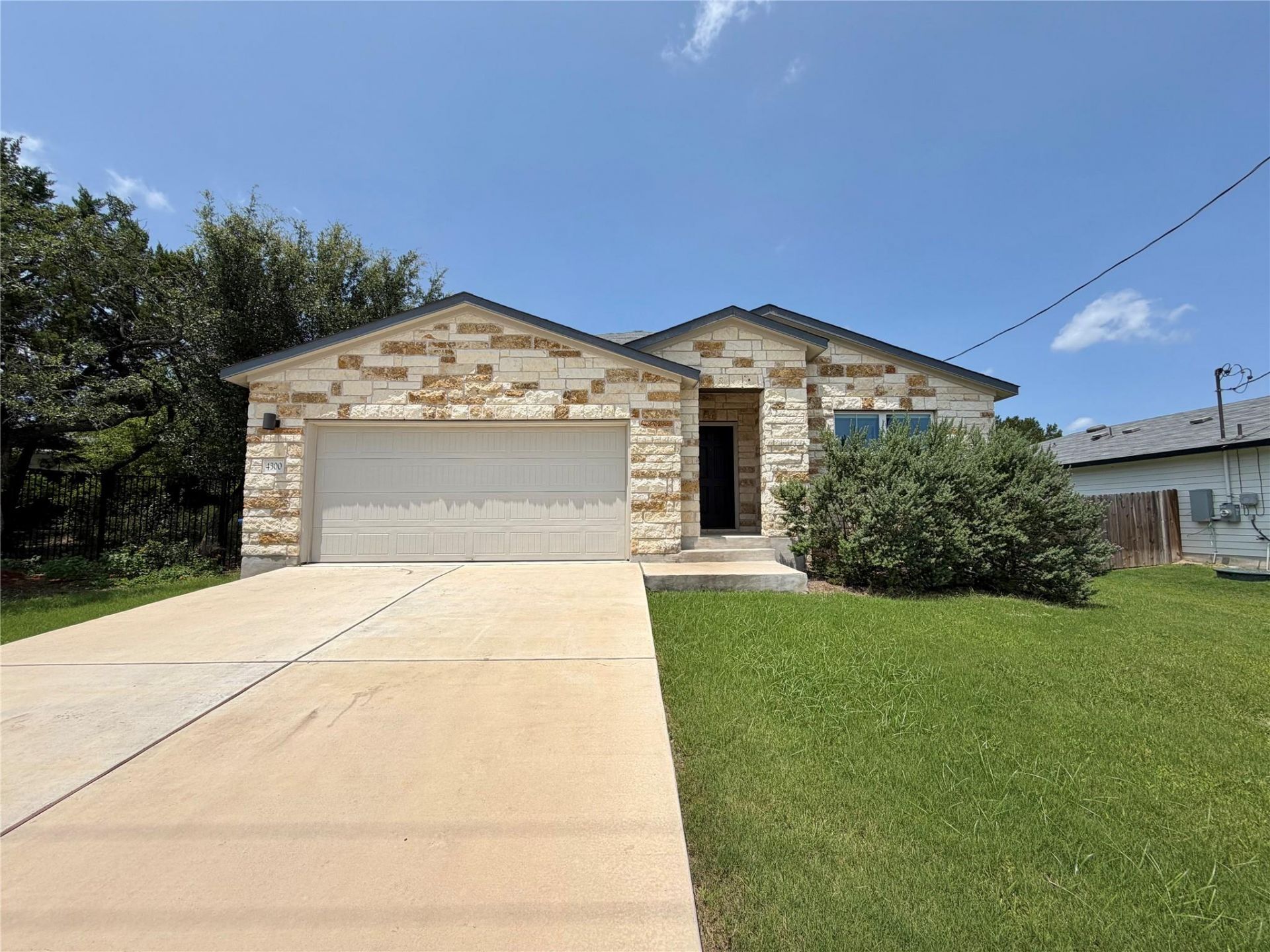 4300 Liberty Ln, Lago Vista, TX 78645 Main Photo