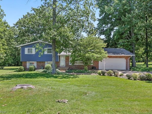 6000 Oakhill Avenue NE, Alliance, OH 44601