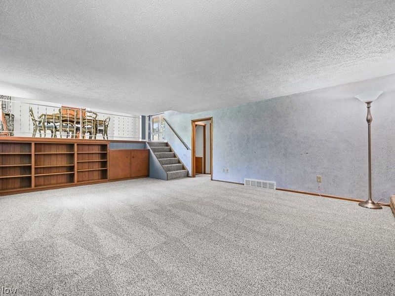 6000 Oakhill Avenue NE, Alliance, OH 44601 Photo 13