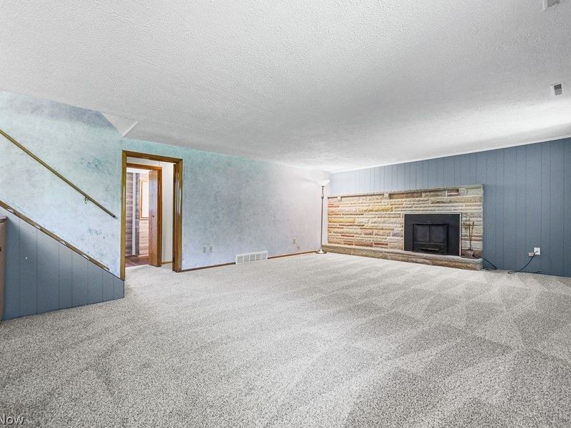 6000 Oakhill Avenue NE, Alliance, OH 44601 Photo 14