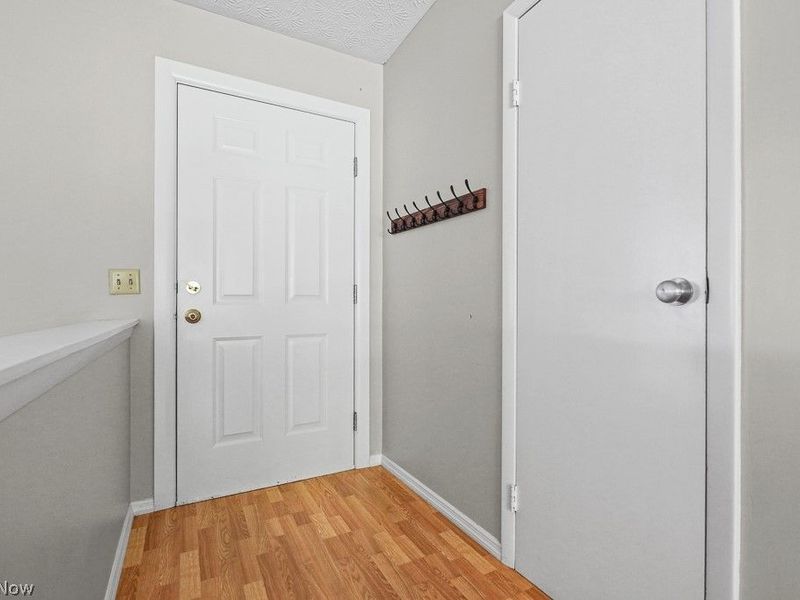 6000 Oakhill Avenue NE, Alliance, OH 44601 Photo 3