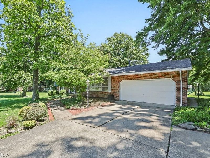 6000 Oakhill Avenue NE, Alliance, OH 44601 Photo 32