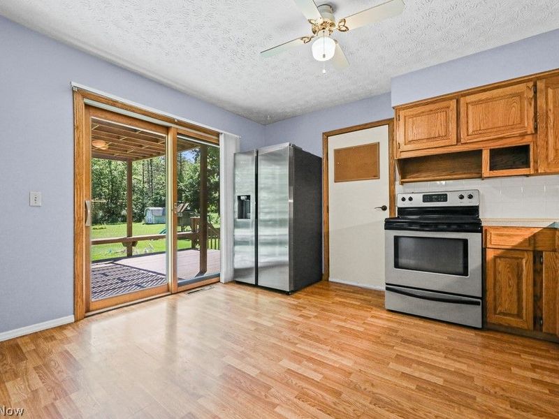 6000 Oakhill Avenue NE, Alliance, OH 44601 Photo 7