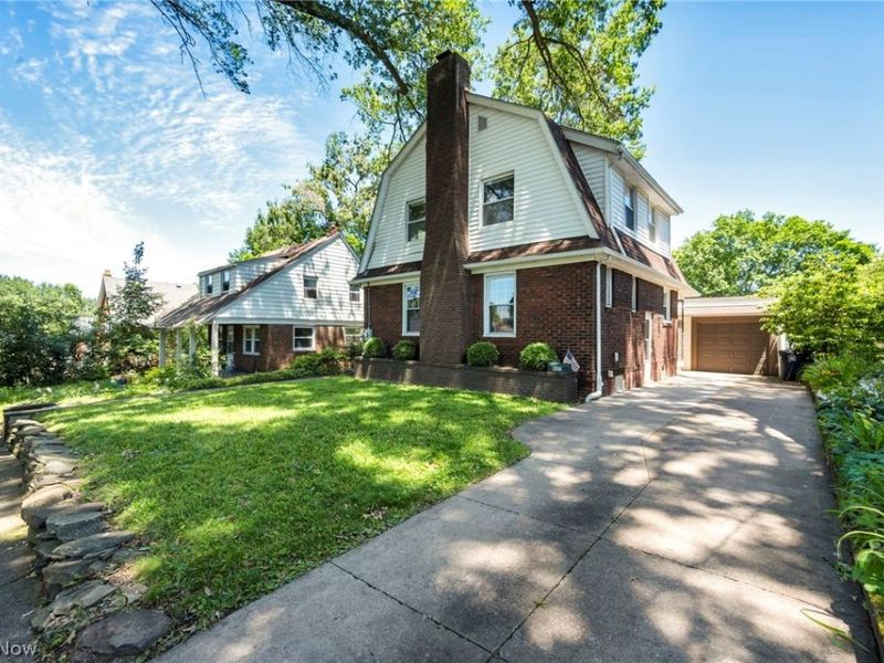 605 Saint Leger Avenue, Akron, OH 44305 Photo 2