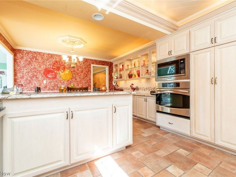 26016 Fairmount Boulevard, Beachwood, OH 44122 Photo 11