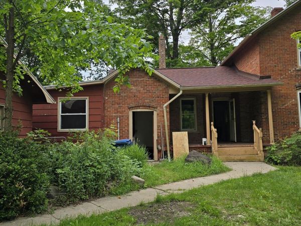 8733 S Cochran Avenue, Olivet, MI 49076