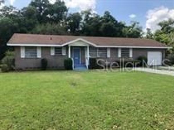420 N FAIRVIEW AVENUE , DELAND, FL 32724