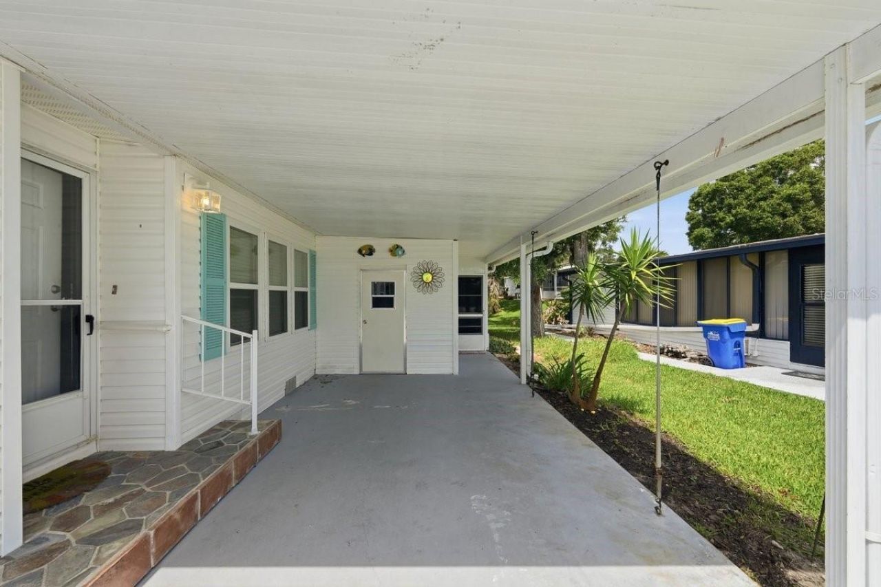 304 Portside Lane , Edgewater, FL 32141 Photo