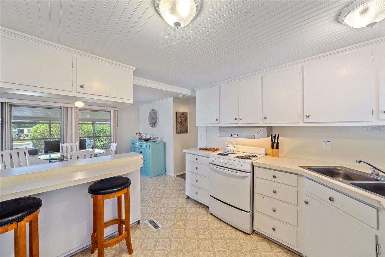 1100 University Parkway , Unit 58, Sarasota, FL 34234 Photo
