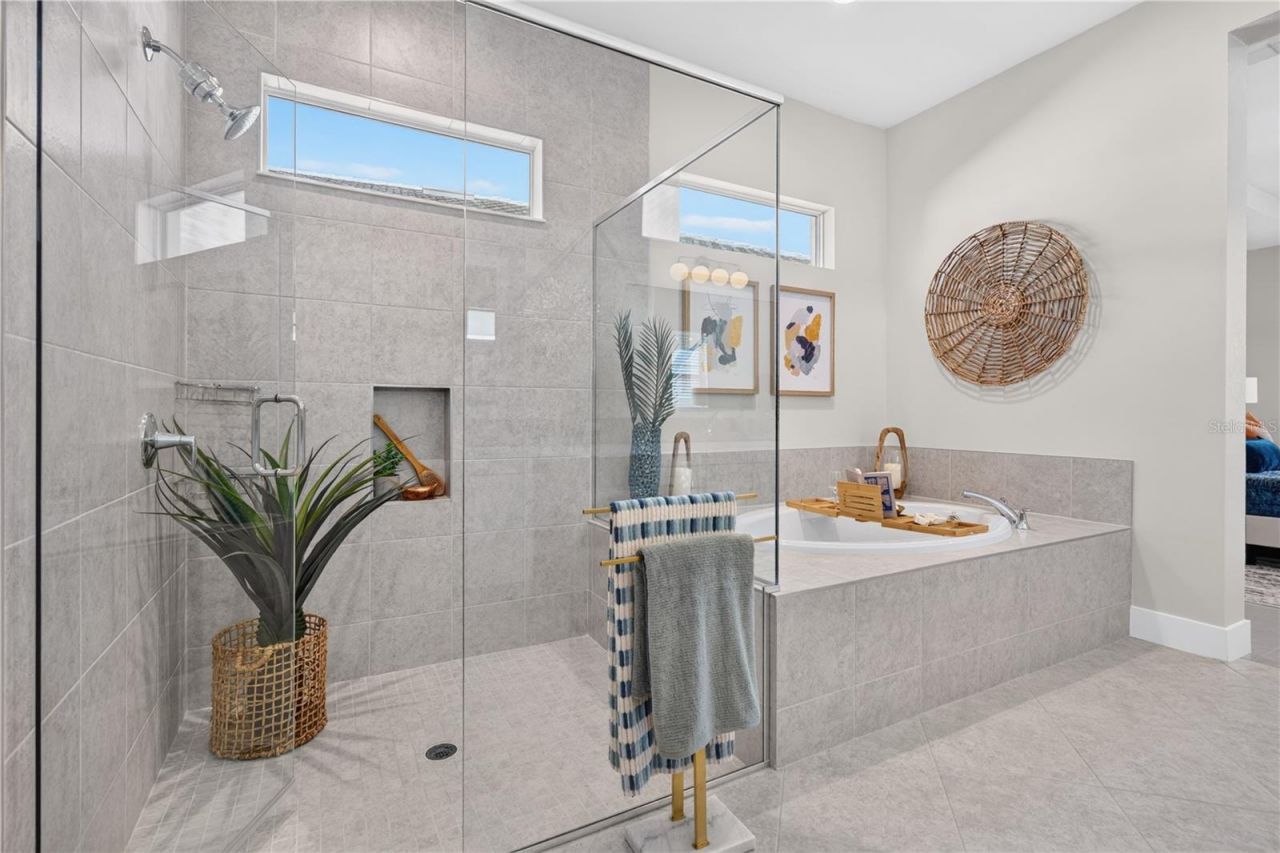 8154 Redonda Loop, Lakewood Ranch, FL 34202 Photo