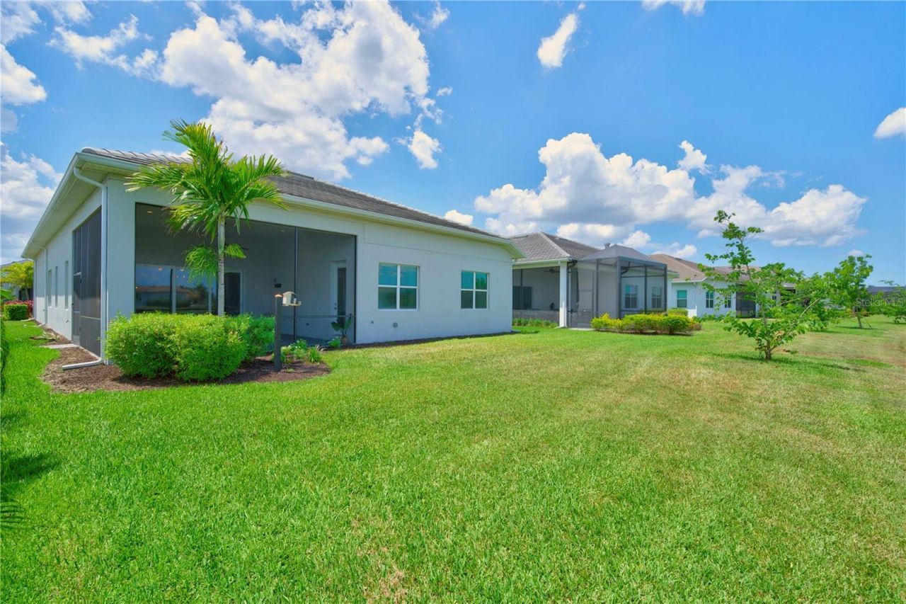 8154 Redonda Loop, Lakewood Ranch, FL 34202 Photo