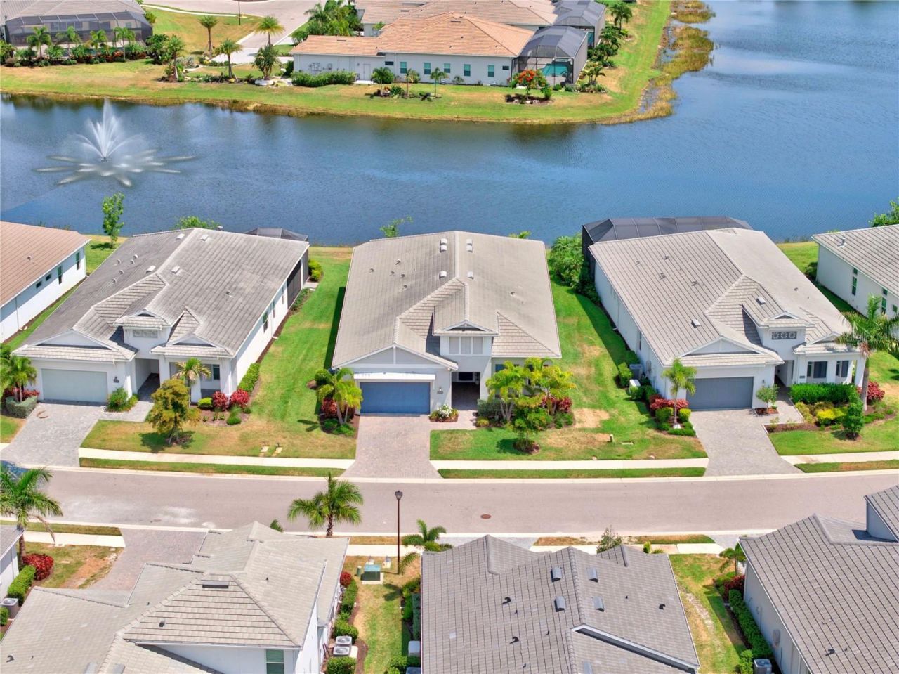 8154 Redonda Loop, Lakewood Ranch, FL 34202 Photo