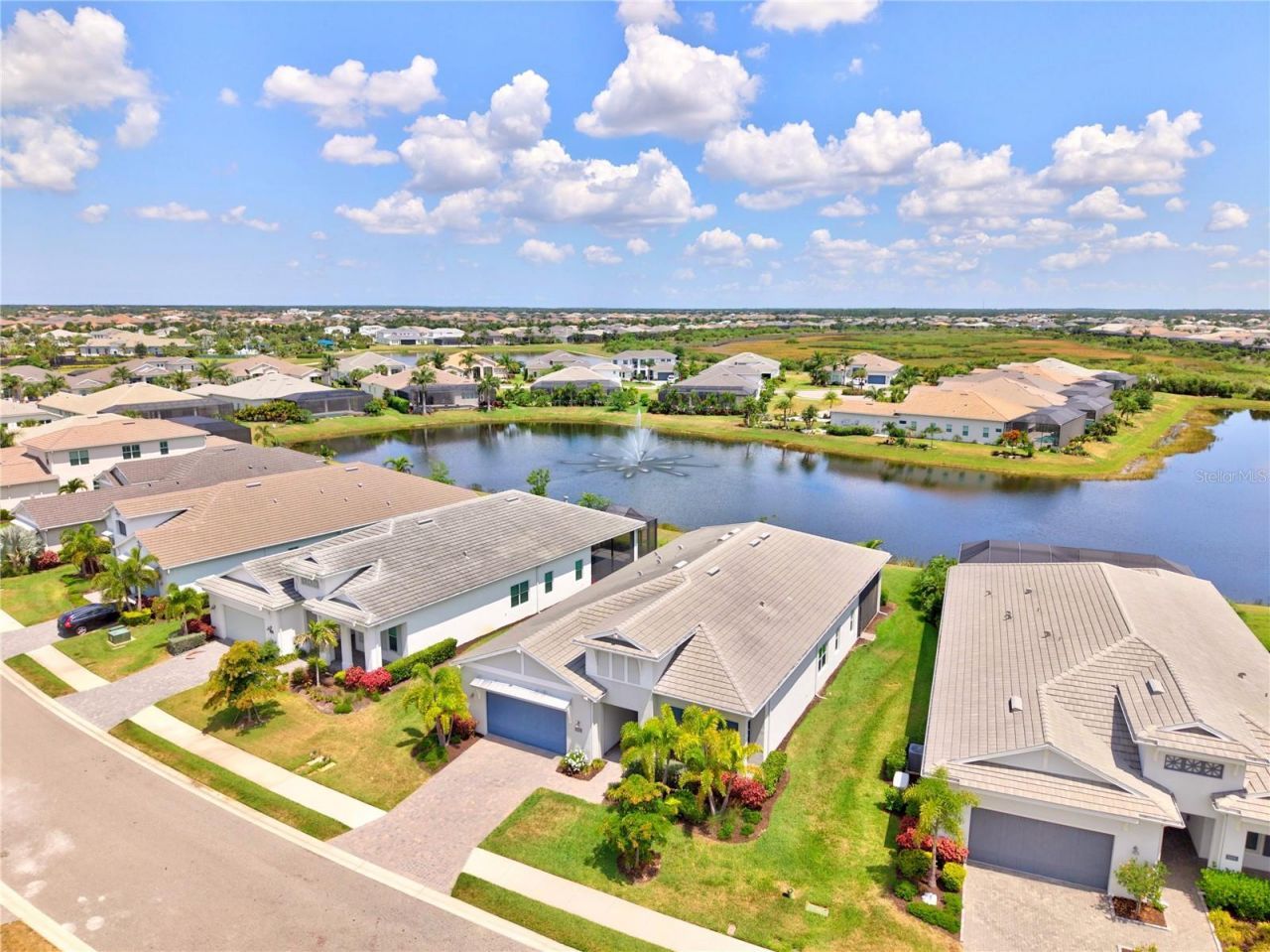 8154 Redonda Loop, Lakewood Ranch, FL 34202 Photo