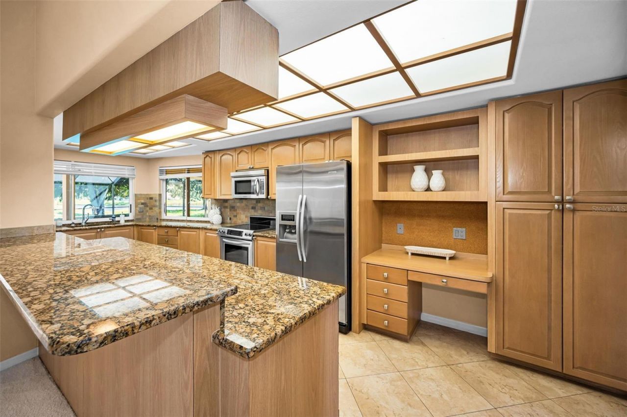 4995 Camberley Lane, Oldsmar, FL 34677 Photo