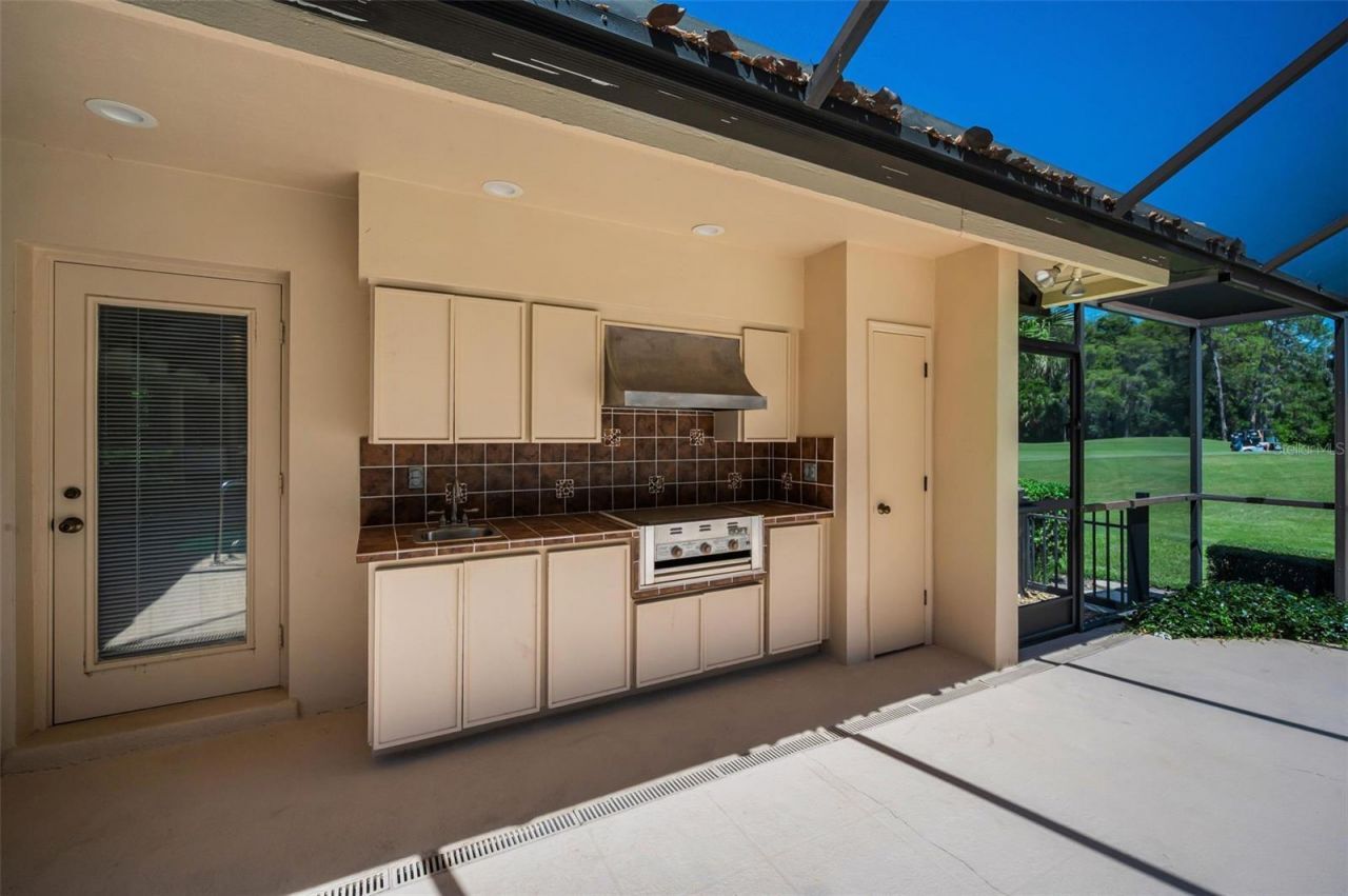4995 Camberley Lane, Oldsmar, FL 34677 Photo