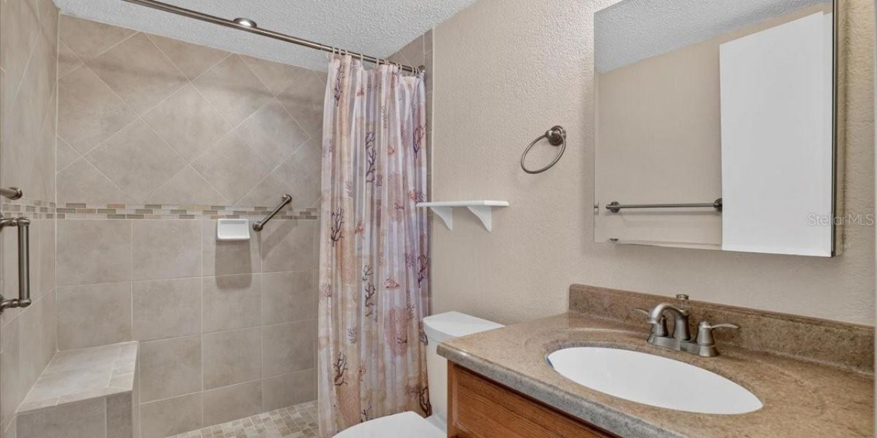 3595 40th Avenue S, Unit 2, Saint Petersburg, FL 33711 Photo