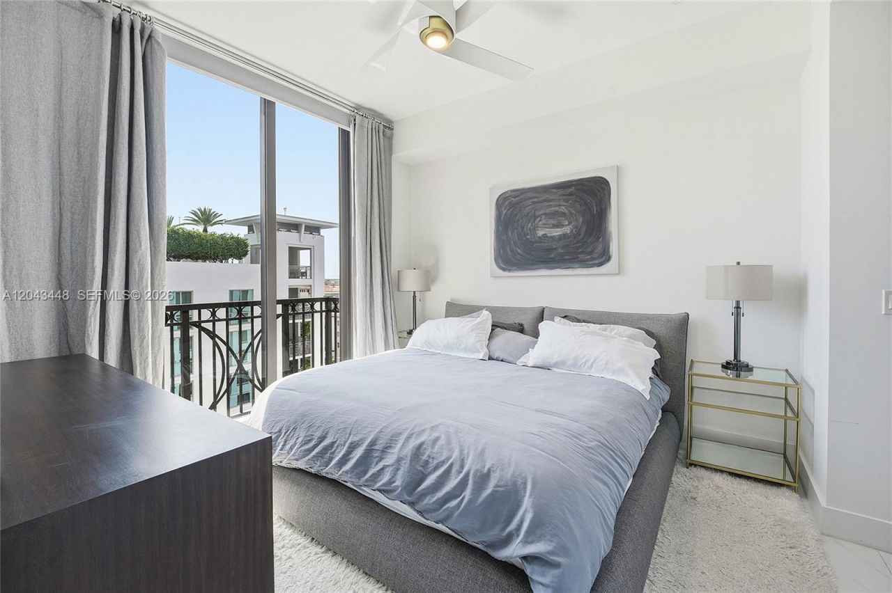 301 Altara Ave , Unit UPH1005, Coral Gables, FL 33146 Photo