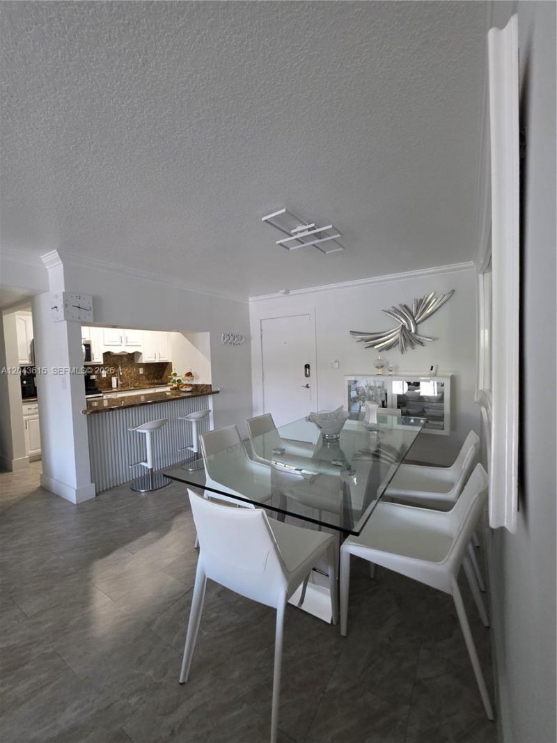 4670 W 13th Ln , Unit 206, Hialeah, FL 33012 Photo