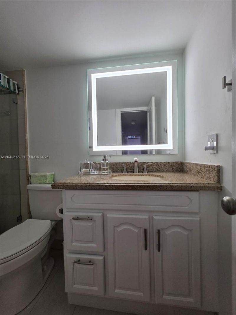 4670 W 13th Ln , Unit 206, Hialeah, FL 33012 Photo