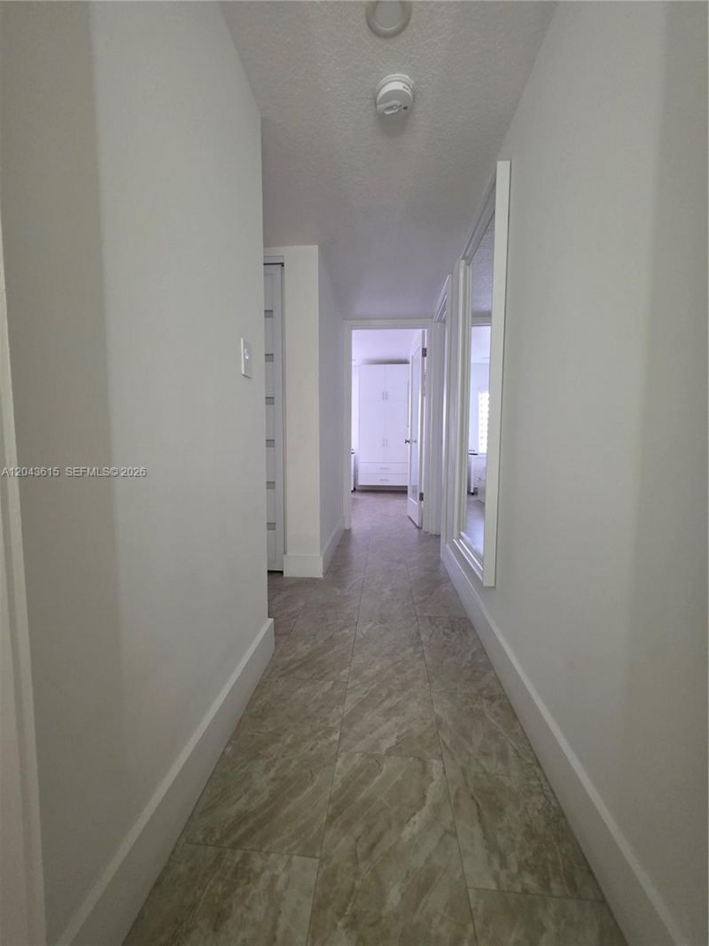 4670 W 13th Ln , Unit 206, Hialeah, FL 33012 Photo
