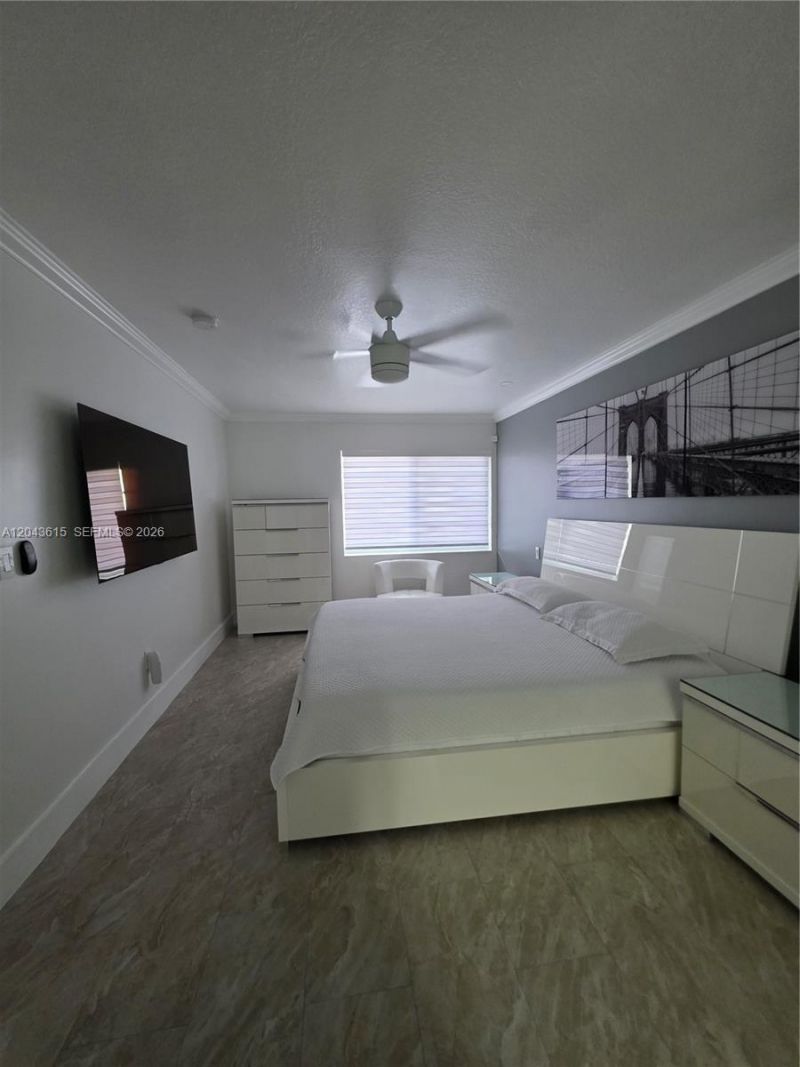 4670 W 13th Ln , Unit 206, Hialeah, FL 33012 Photo