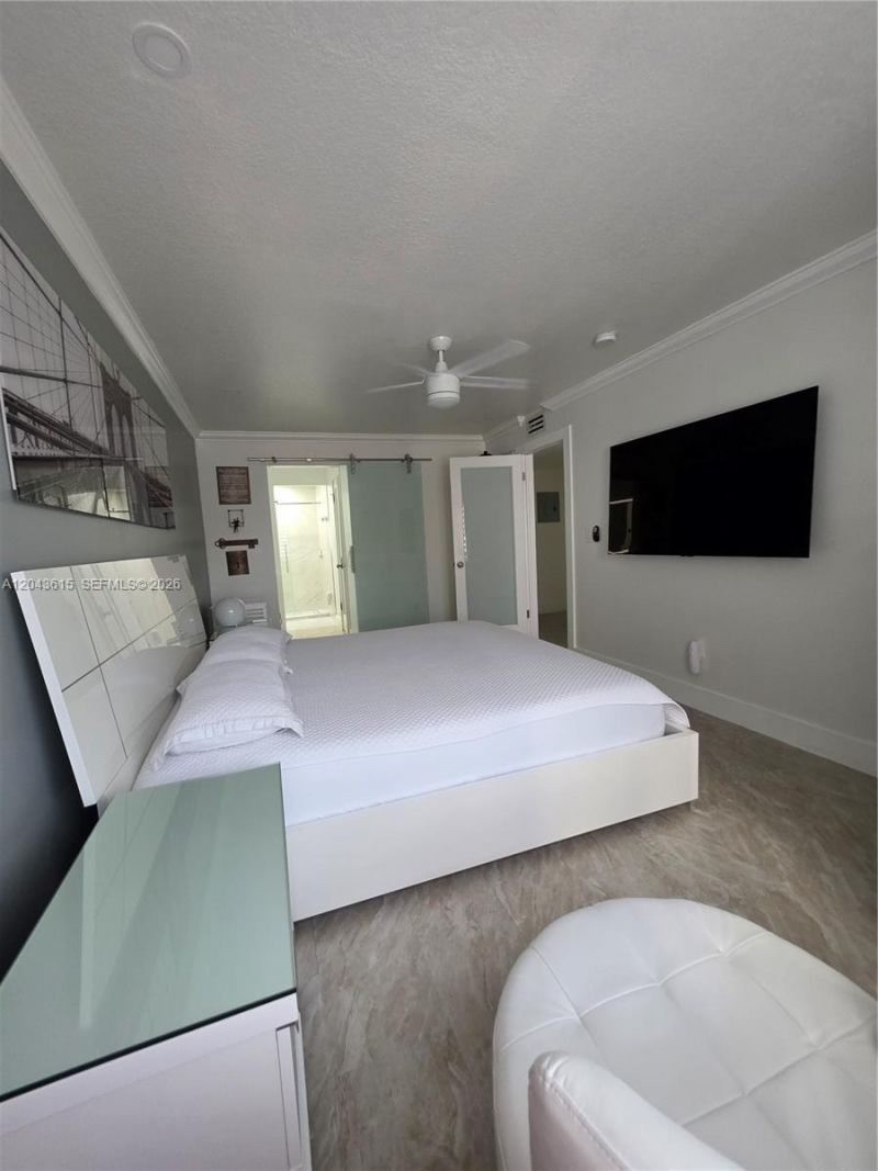 4670 W 13th Ln , Unit 206, Hialeah, FL 33012 Photo