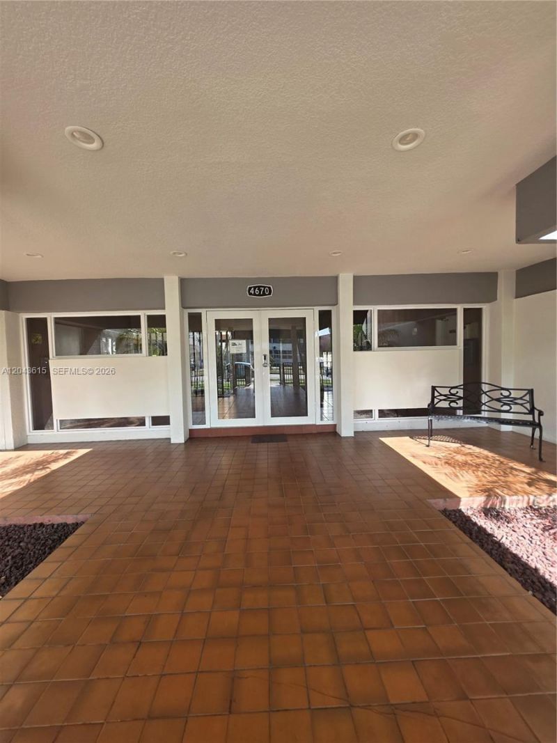 4670 W 13th Ln , Unit 206, Hialeah, FL 33012 Photo