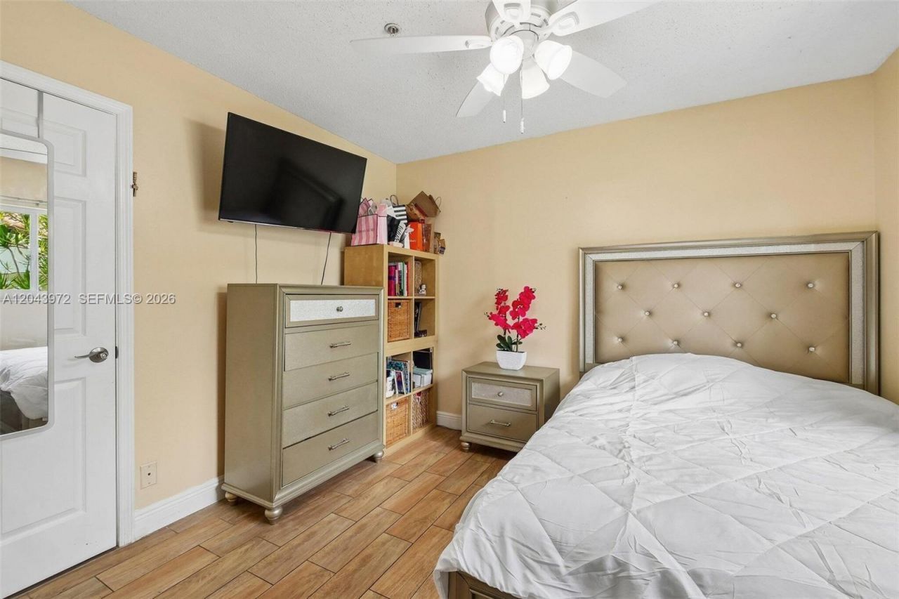 7506 NW 42nd St , Coral Springs, FL 33065 Photo