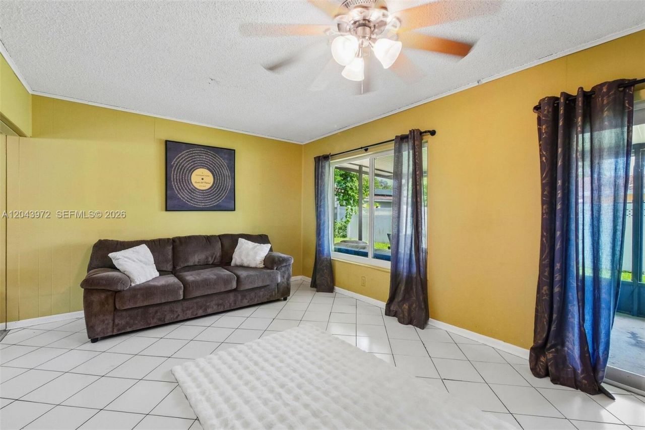 7506 NW 42nd St , Coral Springs, FL 33065 Photo