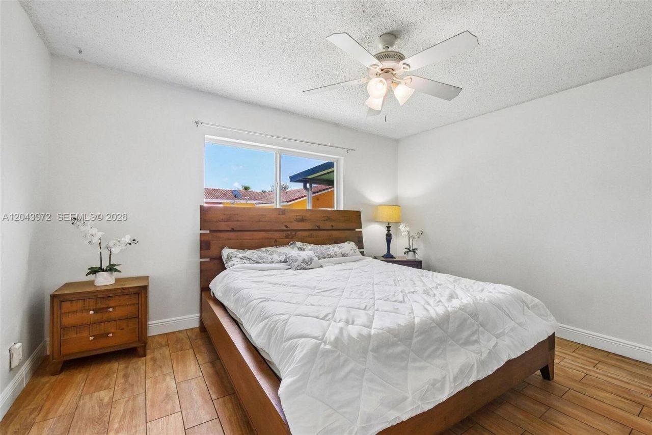 7506 NW 42nd St , Coral Springs, FL 33065 Photo