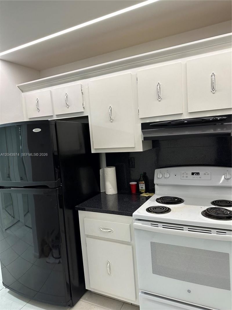 600 Three Islands Blvd, Unit 1113, Hallandale Beach, FL 33009 Photo