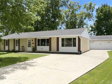 2330 Southlea Drive, Miamisburg, OH 45459
