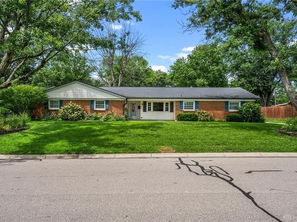 205 Tuxworth Road, Centerville, OH 45458