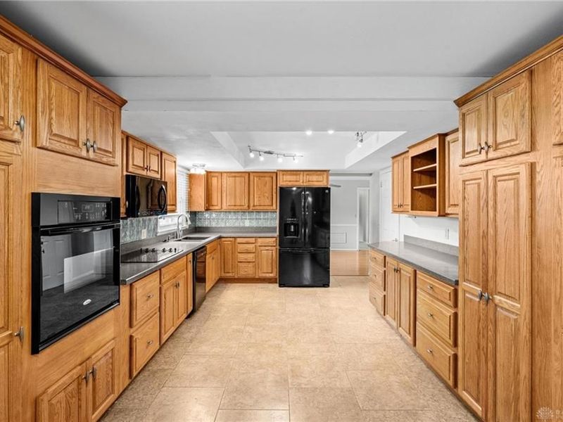 205 Tuxworth Road, Centerville, OH 45458 Photo 13
