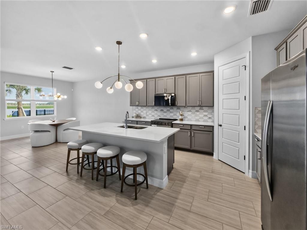 44549 Frontier Dr, Punta Gorda, FL 33982 Photo