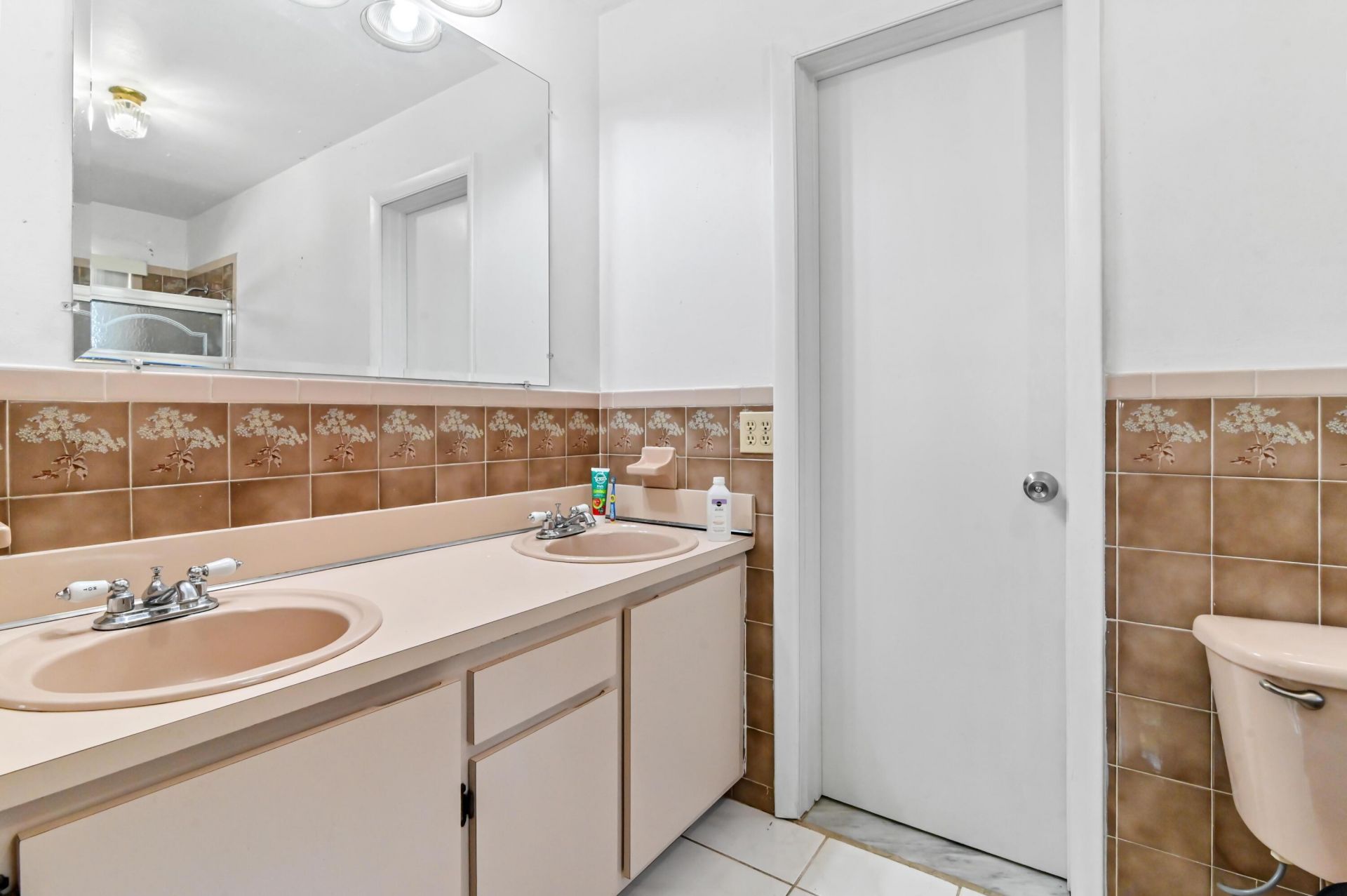 7337 SW 21st Street, Miami, FL 33155 Photo