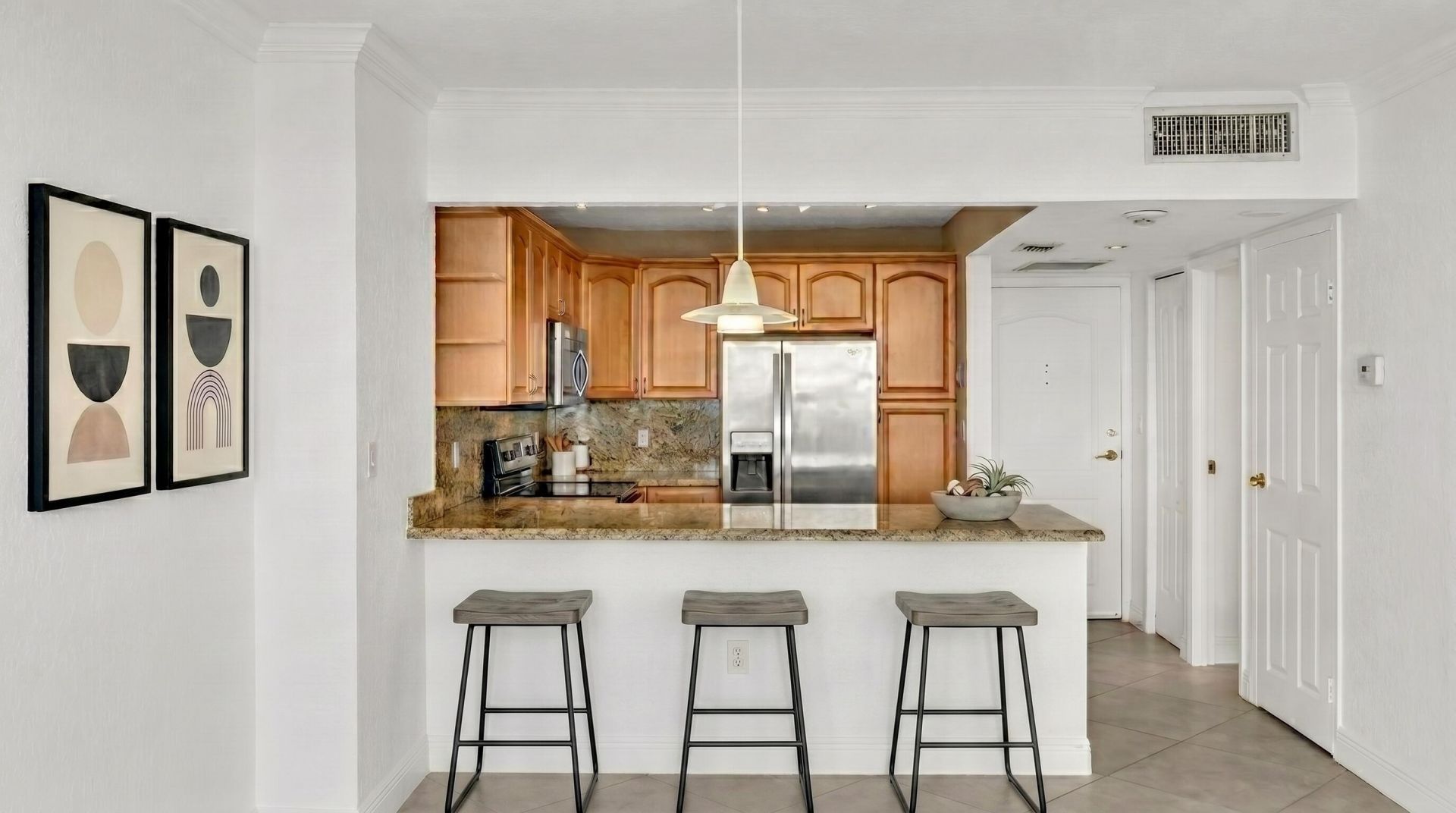 3675 N Country Club Drive, Unit 2405, Aventura, FL 33180 Photo
