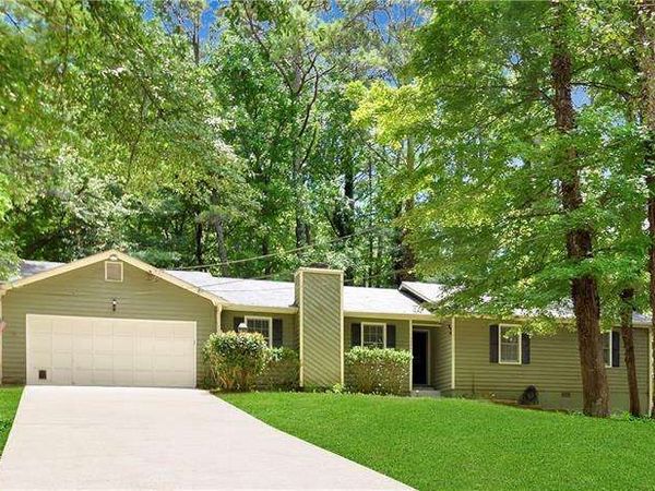 2654 Crystal Court, Lawrenceville, GA 30044