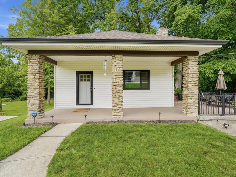 5575 Stewart Avenue, Columbia Twp, OH 45227 Photo 4