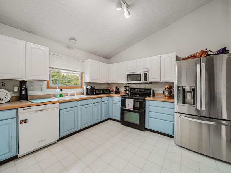 7393 Winchester Cathedral Court, Canal Winchester, OH 43110 Photo 16