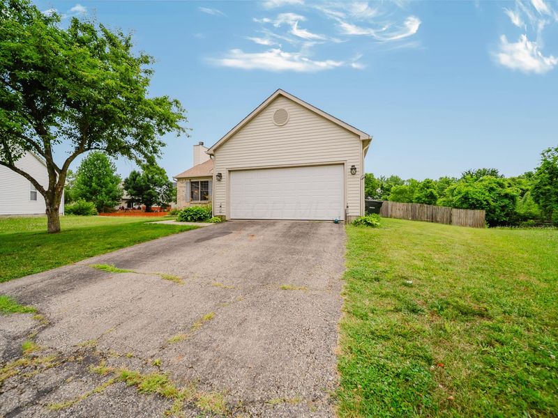 7393 Winchester Cathedral Court, Canal Winchester, OH 43110 Photo 2